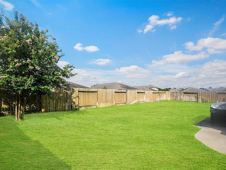 20803 Bastion Settle Dr — Photo 26