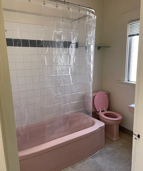 611 W Grand Ave #8 — Photo 7