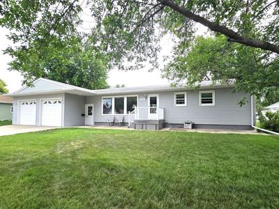 320 W 6th St, Miller, SD, 57362