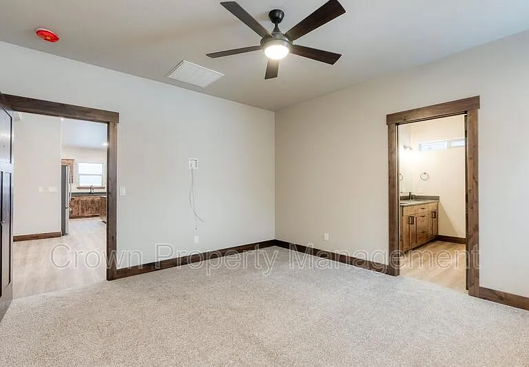 4032 Snowberry Ave — Photo 17