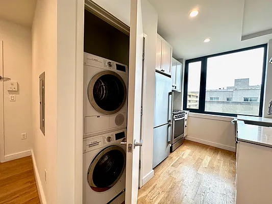 Rented by Zjama Realty Corp | media 24