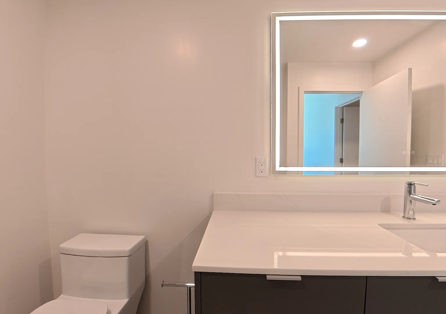 3 bed, 1575 sqft, $5,000 — Photo 2