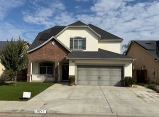 6243 E Pontiac Way, Fresno, CA 93727