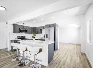 1909 E Wilson Ave, Las Vegas, NV 89101