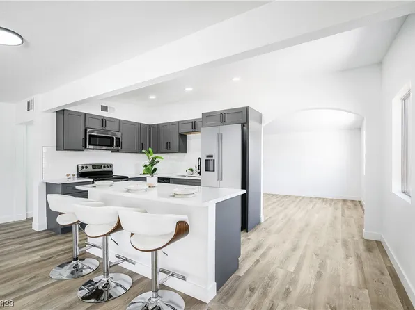 1909 E Wilson Ave, Las Vegas, NV 89101