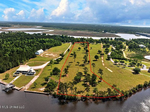 2nd image of Jordan Bluff Dr Lot 8
