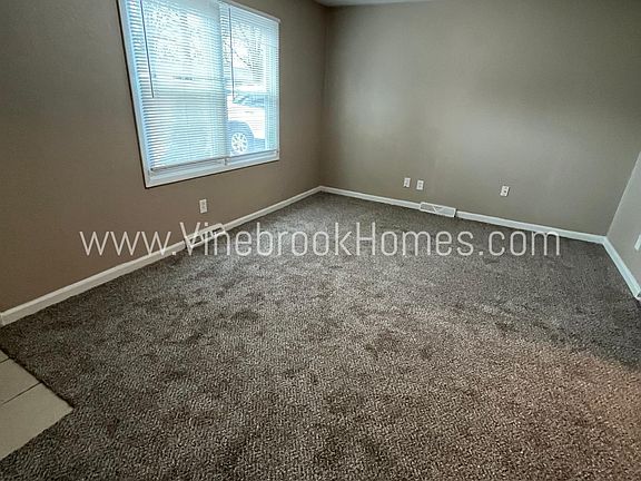 2nd image of 11317 Donnelly Ave
