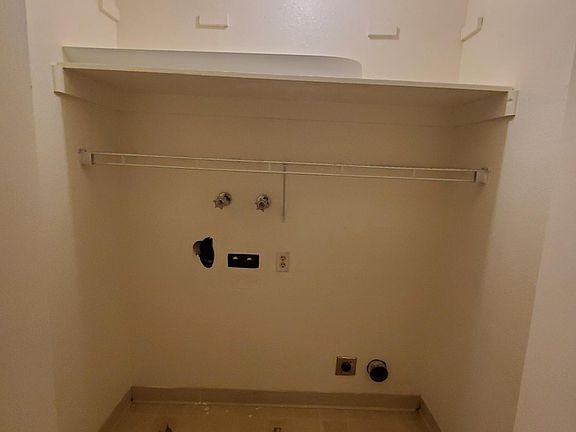 5th image of 760 K St APT 8
