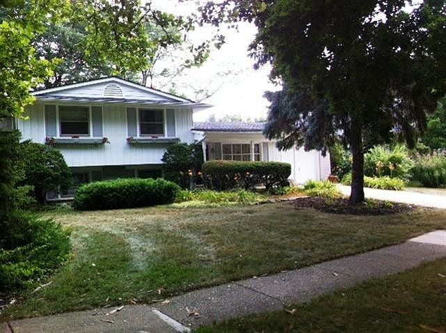 1st image of 2922 Baylis Dr