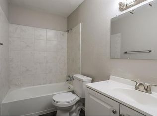 1020 Springwood Dr, Lewisville, TX 75067