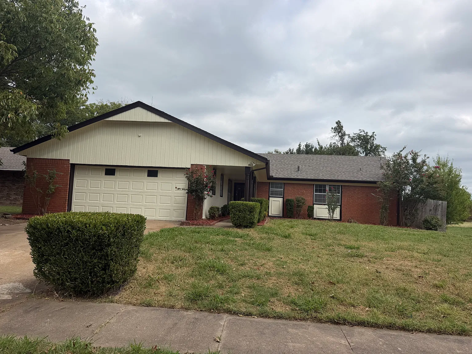 3 bed, 1664 sqft, $1,500 — Photo 2