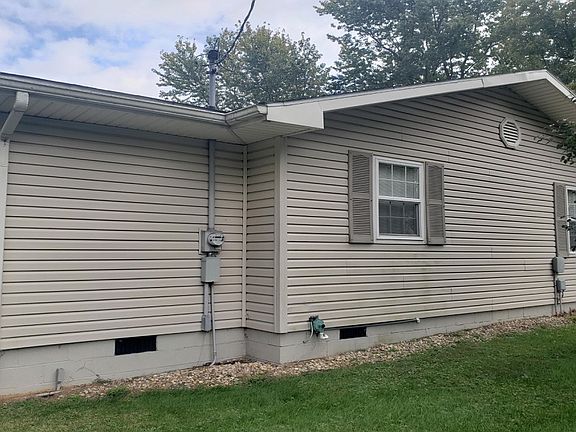 3rd image of 4076 W County Road 300 N