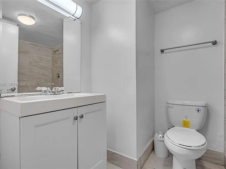 9143 SW 77th Ave #B802 — Photo 11