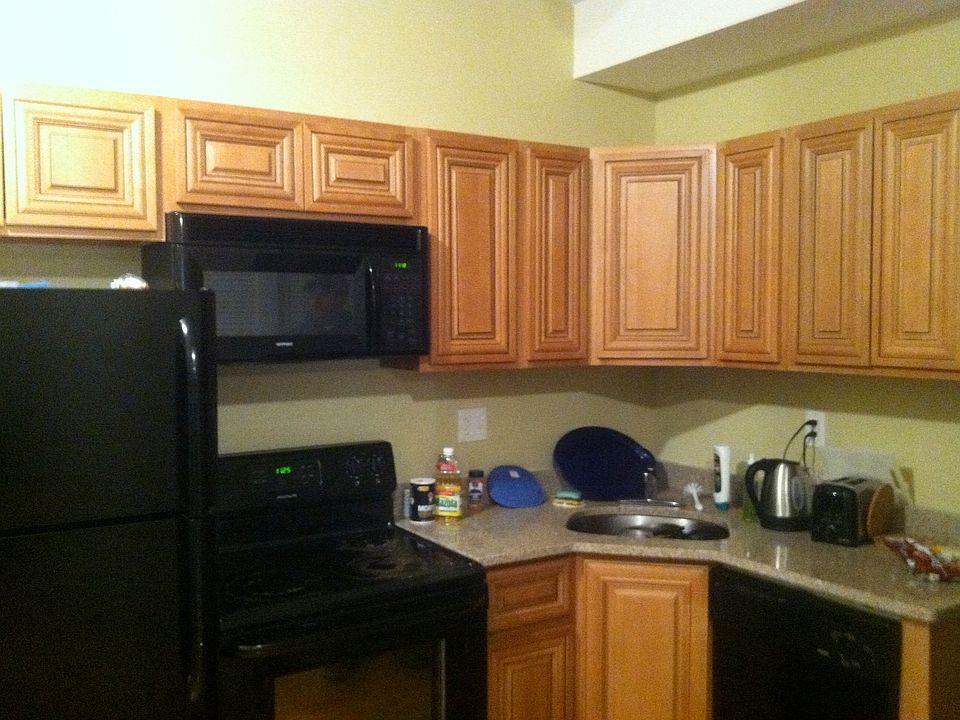 1st image of 1430 N Willington St
