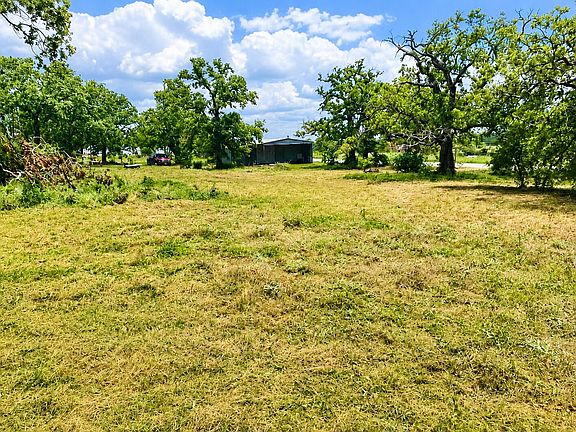 2nd image of 247 Rhoades Ln