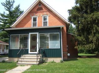 604 S Clinton Ave, Saint Johns, MI