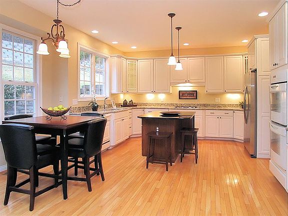 3rd image of 3053 Spencer Hill Ln