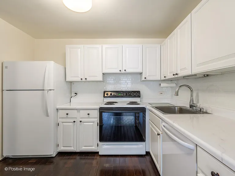 1030 N State St #1D — Photo 12