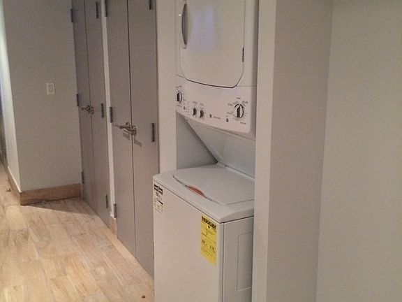 3rd image of 269 Kosciuszko Street # First Floor