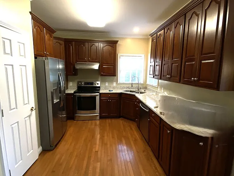 4224 Evergreen Dr — Photo 8