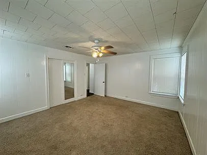 415 N Doak St — Photo 6