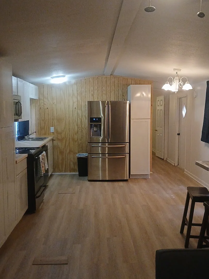 2 bed, 1000 sqft, $1,500 — Photo 4