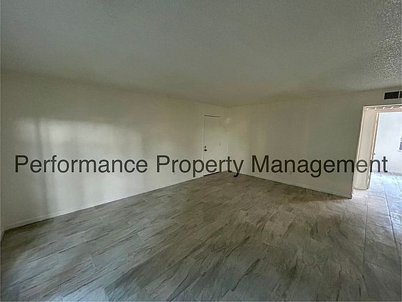 3rd image of 4324 Orrick Ct #B