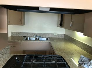 12228 Grevillea Ave APT C, Hawthorne, CA 90250