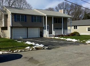 22 David Dr, Lincoln, RI 02865