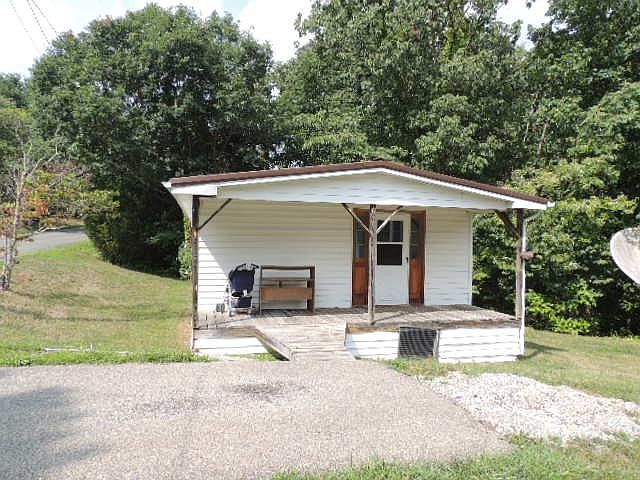 2nd image of 4858 Veterans Hill Rd