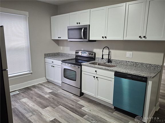 5th image of 1623 Mack Ave #1621