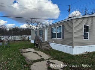 2433 S Riverside Dr #46, Beloit, WI 53511