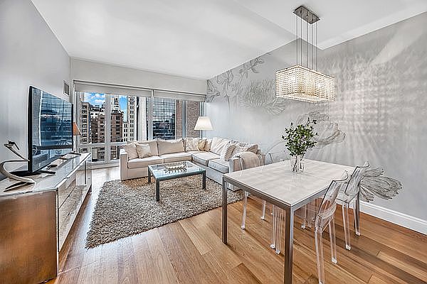 1st image of 33 W 56th St APT 11A