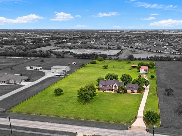 211 Bayne Rd, Haslet, TX 76052