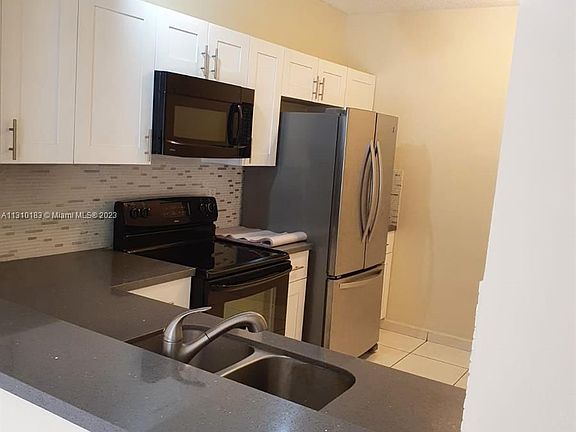 4th image of 21394 Marina Cove Cir APT 12-H