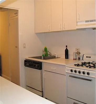 Rented by essential NEW YORK Real Estate | media 22