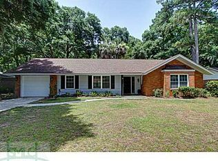 112 Carlton Rd, Savannah, GA 31410