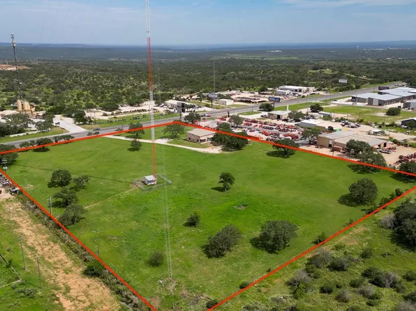5526 N Us Highway 281, Marble Falls, TX 78654