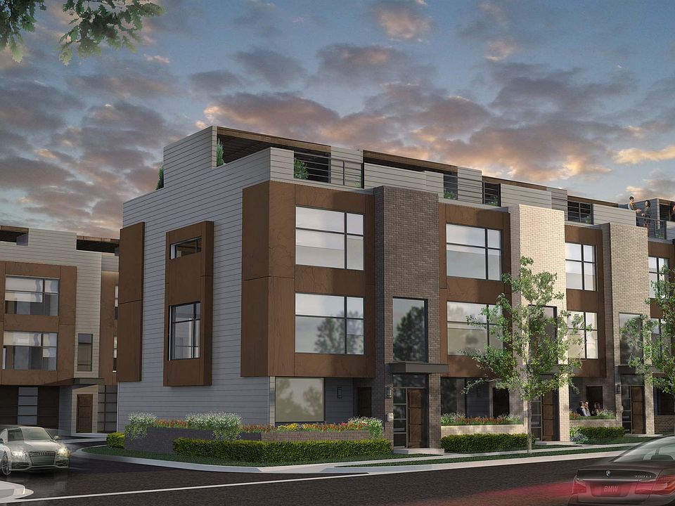 1st image of 111 N Center St