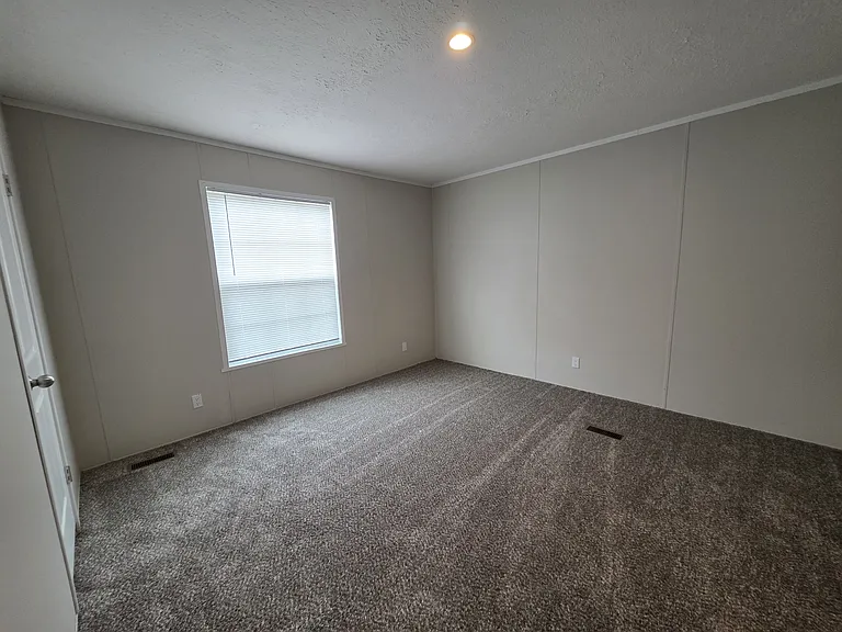 Pineview Estates — Photo 27