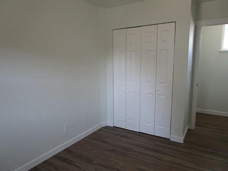 7021 S Lawrence St #B — Photo 8