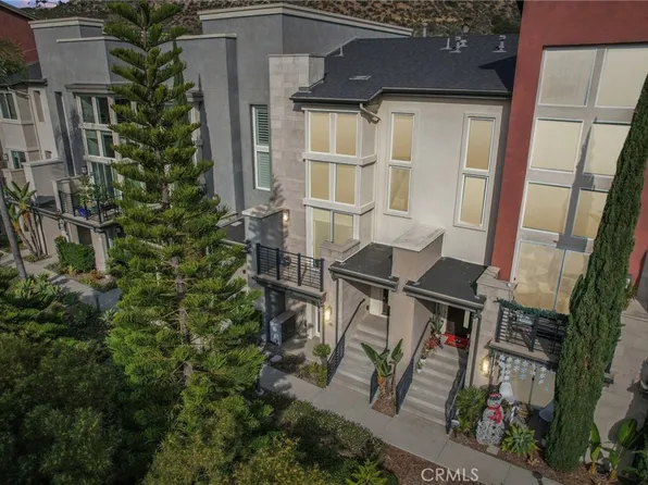 7887 Stylus Dr, San Diego, CA 92108