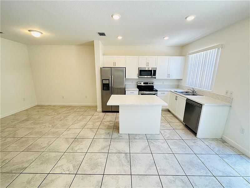 1st image of 408 NE 208th Ter #408