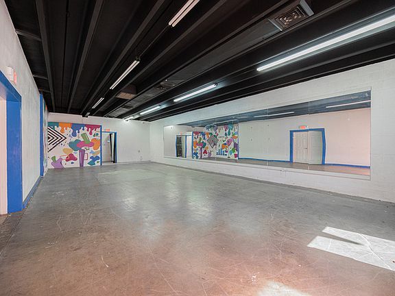5th image of 210 N Central Ave #5