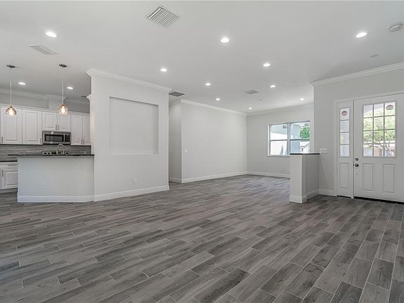 5th image of 1806 Owen Dr
