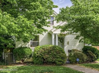944 Clarks Ln, Louisville, KY 40217