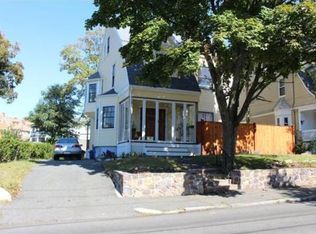 21 Pleasant St, Winthrop, MA 02152