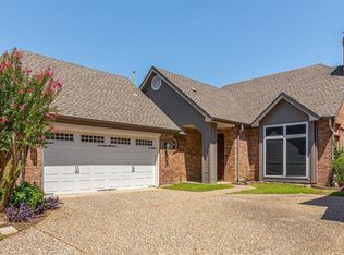 624 Crest Ridge Dr, Irving, TX 75061