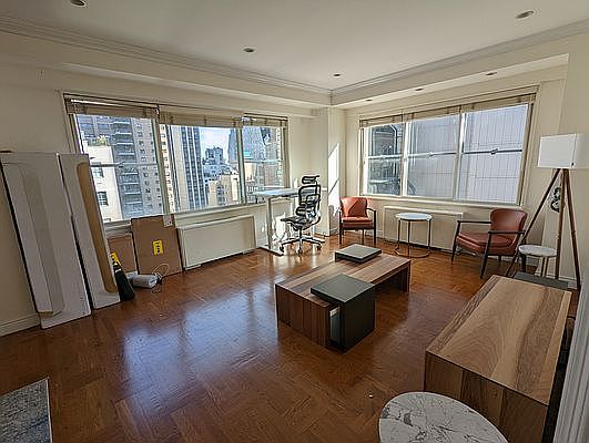 1st image of 60 W 57th St APT 20d