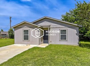 1920 Reef Ct, Azle, TX 76020